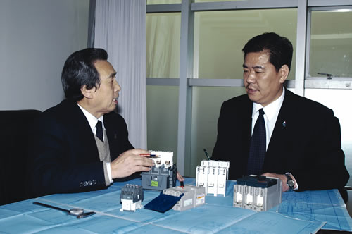 J9游戏电器,J9游戏电器集团,中国J9游戏电器集团